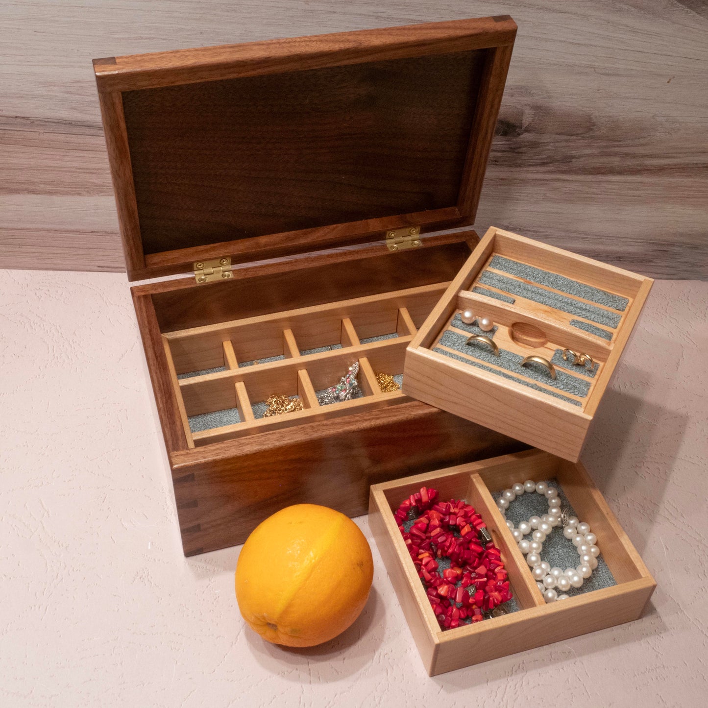 Handmade Walnut Jewelry Box: Rose Maple Inlay - Green Fabric